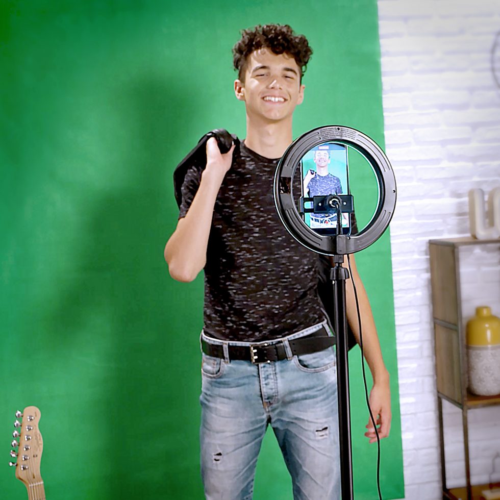 Studio Creator Video Maker Kit LED Deluxe Canal Toys USA